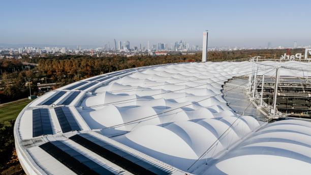 PV-Anlage auf dem Stadion in Frankfurt